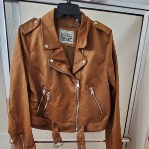 NWT Levi Strauss & Co. Beautiful Tan Jacket; XL;Lined;Long Sleeves; Suede;$120